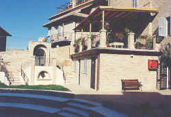 pergola3.jpg (47539 byte)
